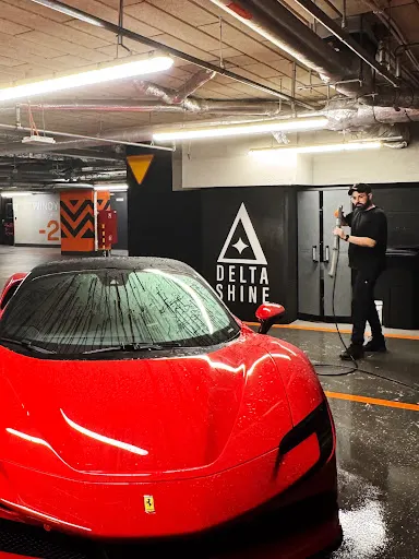 DELTA SHINE - myjnia ręczna Rondo Daszyńskiego